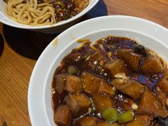 -老天桥酱肉烧饼夹肘子(天桥店)