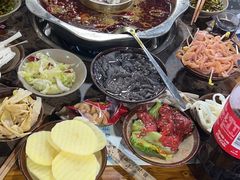 -正南齊北重庆老火锅(光华村直营店)