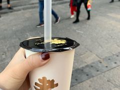 -沪上阿姨鲜果茶(世茂广场宽厚里店)