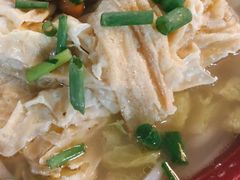 -明记砂煲美食(人民北路四十号大院店)