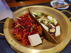 -沸炉重庆老火锅(军事博物馆店)