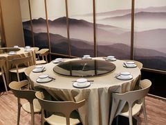 -楚山晓·湖北菜(武汉光谷K11店)
