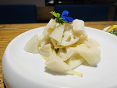 -湖畔鲁菜·二十年老字号餐厅(大明湖店)
