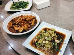 -李东农庄(中南百草园地标店)
