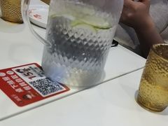 -渝是乎川渝小炒(新世界百货望京店)