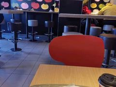 大堂-麦当劳(王顶堤店)