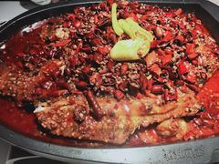 -江边城外烤全鱼(世茂广场店)