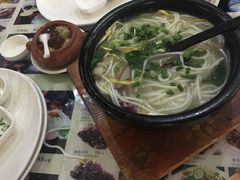 -桥香园正宗过桥米线(机场五店)
