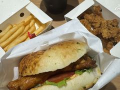 -必胜客(港汇店)