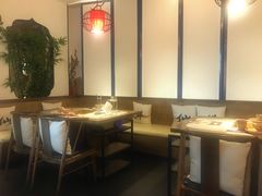 -尚尚仙·酸汤猪手·猪肚鸡火锅(华联万柳购物中心店)