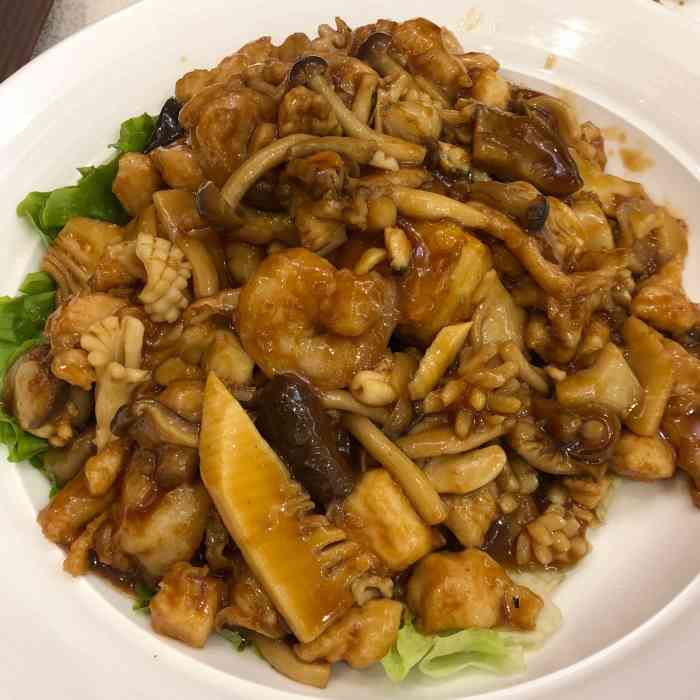 大铁勺酒楼(熙悦汇店)-"铁板牛柳味道很好,牛肉很嫩,特别好吃.铁.
