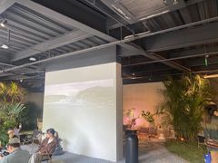 -J Create城市露营咖啡·简餐·宠物(上海动物园店)