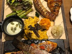 -Mark&Mars Restaurant