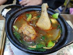 鸡腿砂锅-清真·穆萨砂锅(大皮院店)