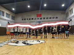 -梦想之巅·青少年篮球·羽毛球·培训中心(西站店)