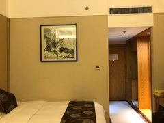 -雍村饭店(西安钟楼大差市地铁站店)