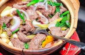 Stir-Fried Huangniu Beef with Zhezhe Style