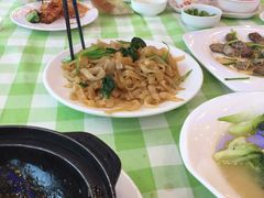-快乐海鲜城(虎泉街店)