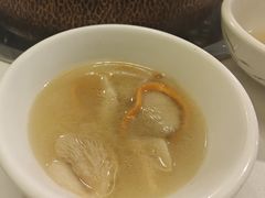 -菌海森林·非遗野生菌火锅(西山区滇池路摩根道店)