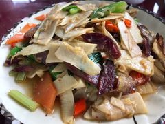 冬笋炒腊肉-生态苑农庄(十里画廊遇龙河店)