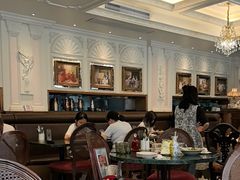 -秘密旅行Bonjour(黑金冠 江南西店)