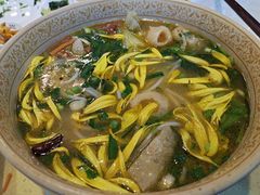 -桥香园云南过桥米线(金马碧鸡店)