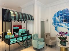 -希岸·轻雅酒店(广州白鹅潭艺术中心花地湾地铁站店)