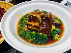 -万重锦·人文川菜馆(骡马市店)
