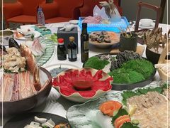 -红鼎豆捞·非遗鲍皇汤火锅(宝丰路店)