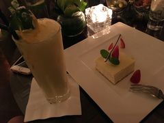 -LONG BAR 廊吧(外滩华尔道夫酒店)