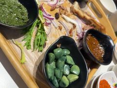 -卞二小串·鹤岗烧烤·坑烤(永定路店)