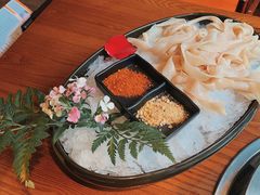 -佬土鹅肠火锅(解放路店)