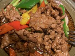 铁板彩椒牛肉-嘉美轩·精细潮州菜·商务宴请(惠州佳兆业铂尔曼酒店)