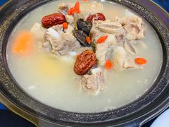 -伊带伊路新疆美食府(呼家楼店)