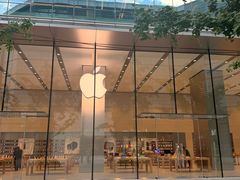 -Apple零售店(华贸购物中心店)