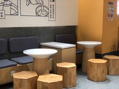 用餐区-炖物24章·顺时轻养茶(杭州大厦店)