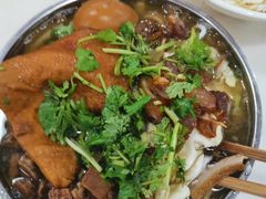 -花溪王记牛肉粉(四季花溪商场店)