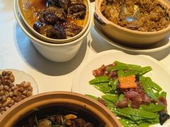 -八府香鸭·啫啫煲(华山路店)