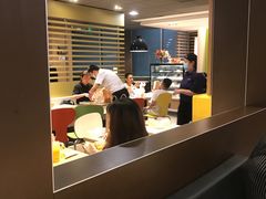 -麦当劳(南京路2店)