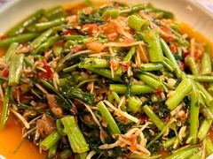 酸笋炒空心菜-浩海火烧云傣家菜(京广店)