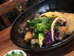 -万记麻辣烫国展总店