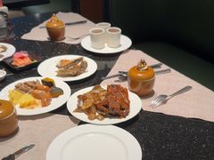 -东方红海鲜百汇(国际大厦店)