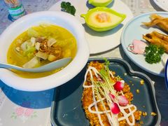 -忘忧草融合私房菜(红鼎国际店)