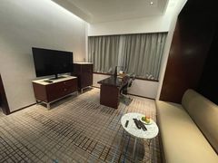 -上海龙之梦万丽酒店