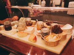 -La Villa French Restaurant