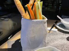 -穹六人间 people 6(岳阳路店)