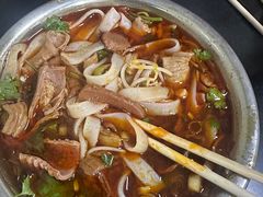 -薛记襄阳香辣牛肉面(平安路店)