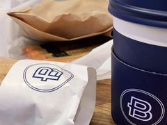 -巴黎贝甜(大宁国际商业广场店)