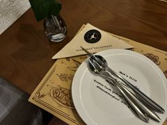 -Mark&Mars Restaurant