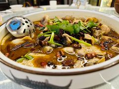 -蔼若春.传承三十年云南菜(金碧公园店)